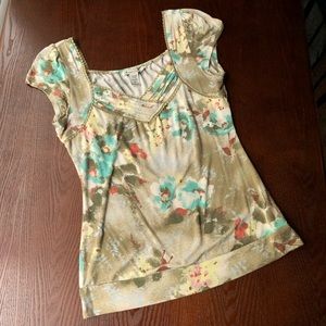 American Rag cap sleeve v-neck floral top XL